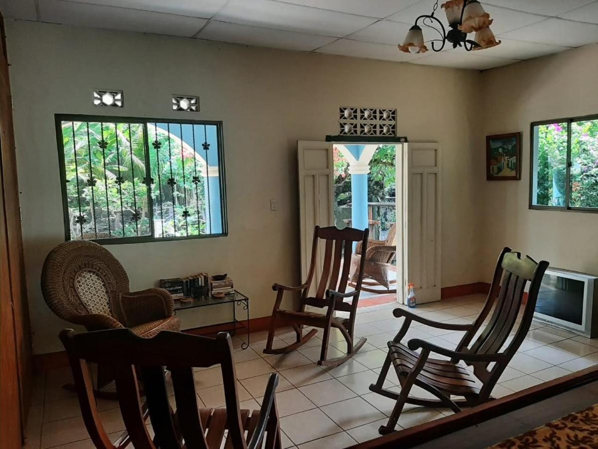 Ometepe House Bed & Breakfast Moyogalpa Bagian luar foto