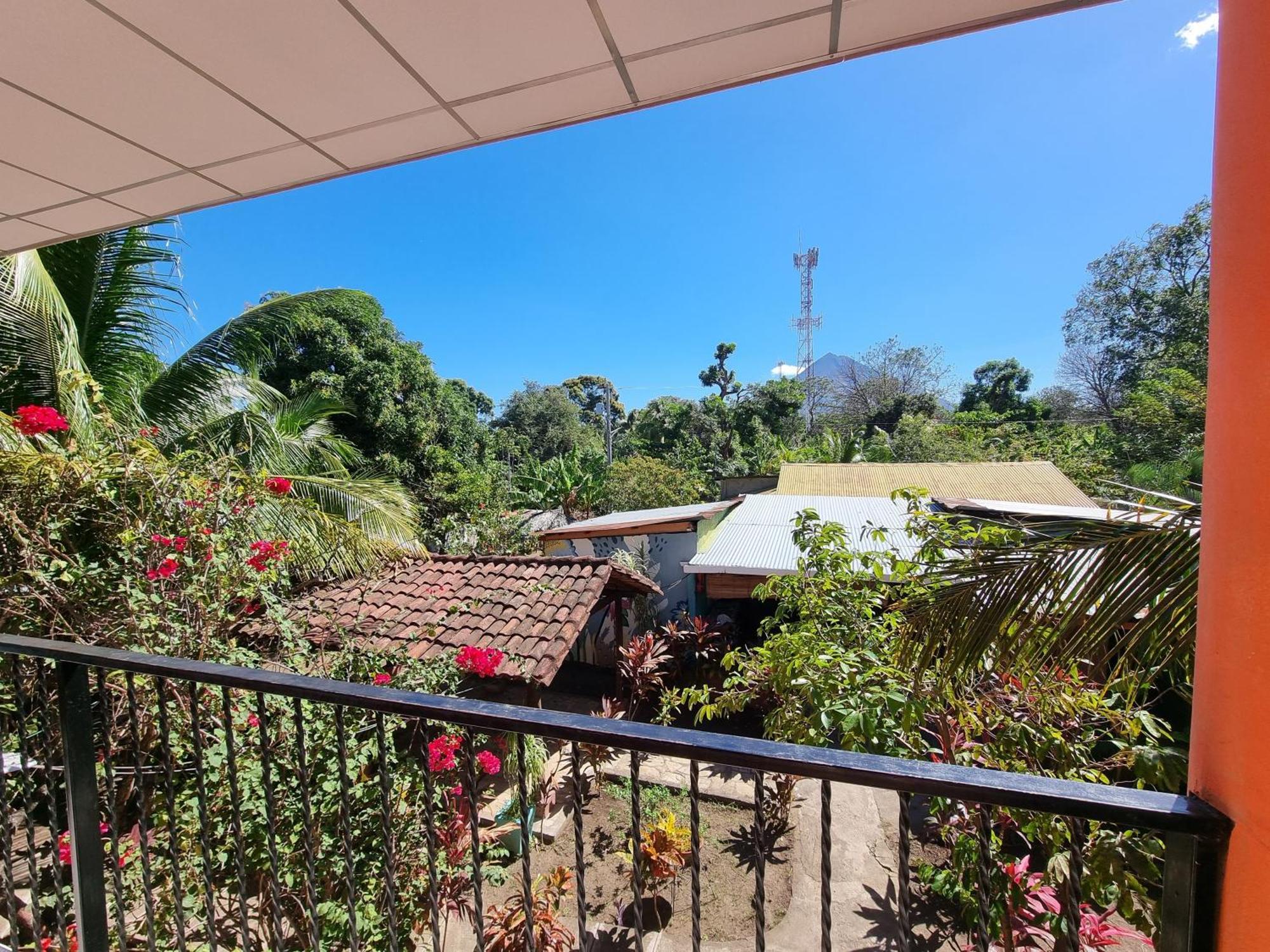 Ometepe House Bed & Breakfast Moyogalpa Bagian luar foto