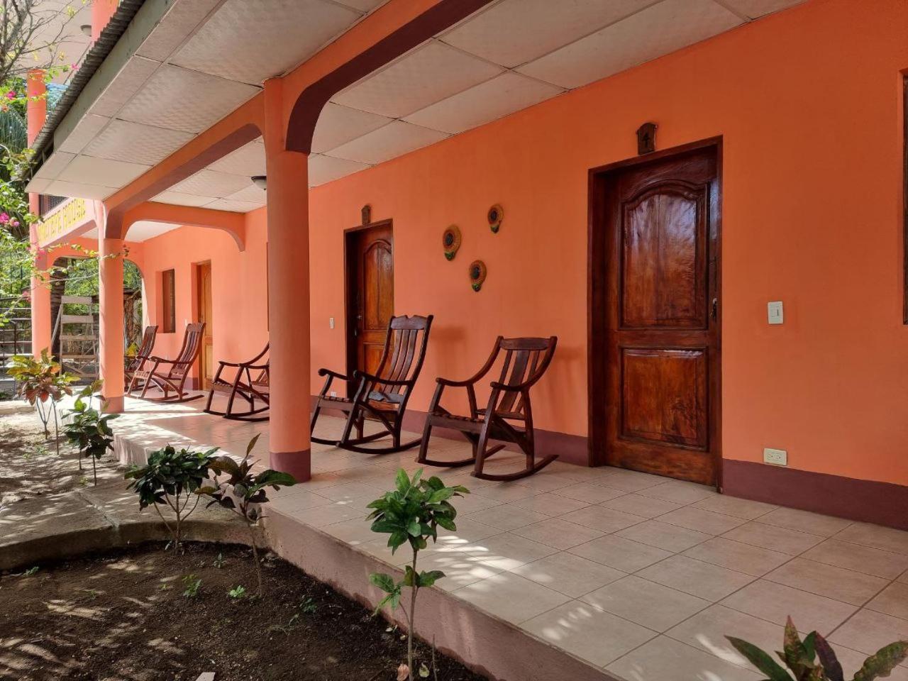 Ometepe House Bed & Breakfast Moyogalpa Bagian luar foto