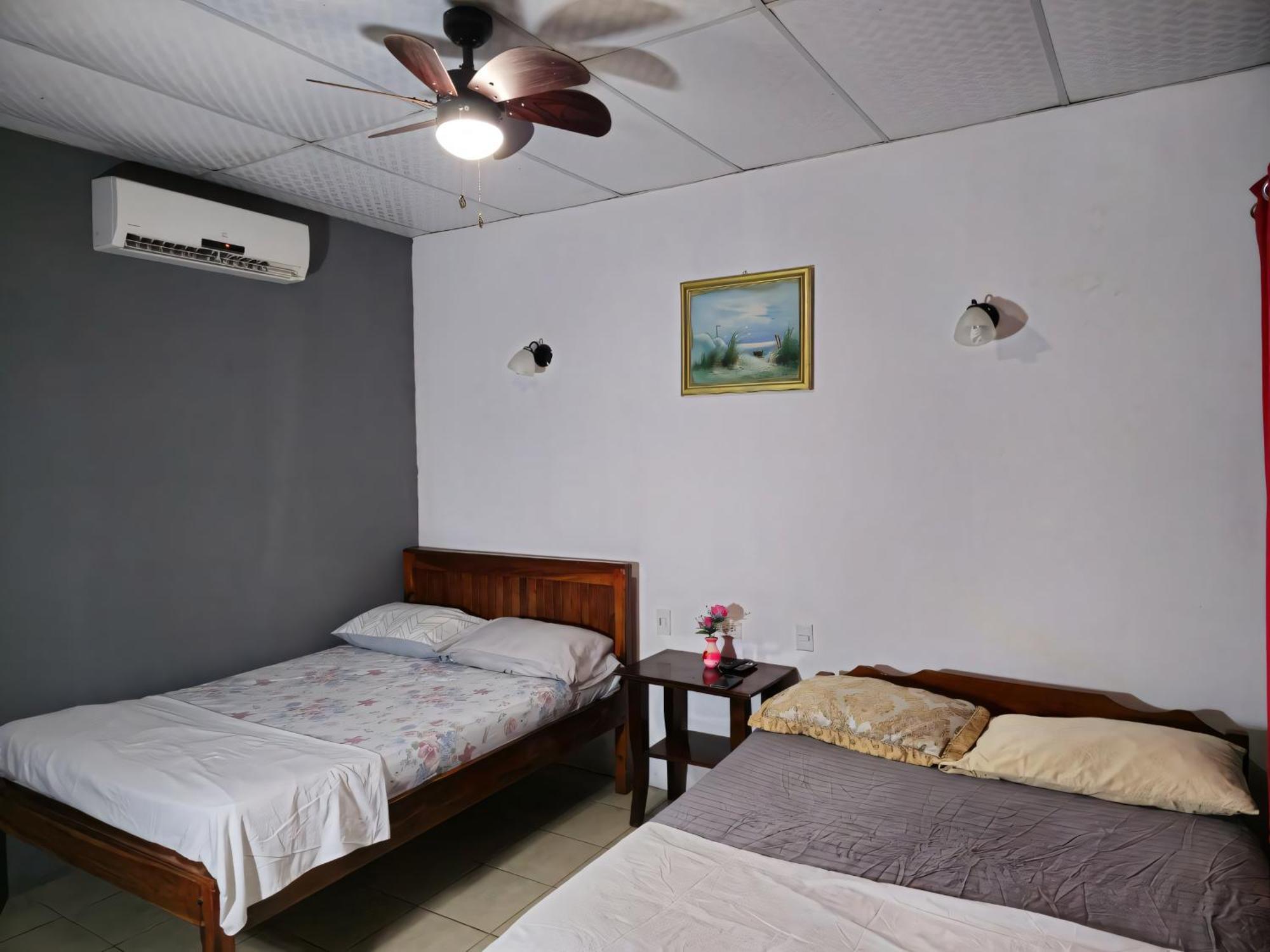 Ometepe House Bed & Breakfast Moyogalpa Bagian luar foto